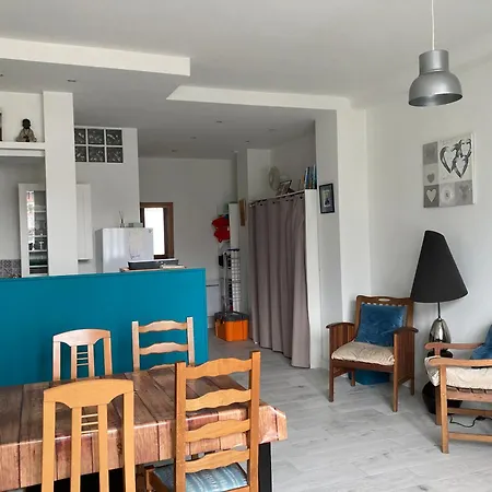 Appartement A Cote De La Gare Hendaye Exterior photo